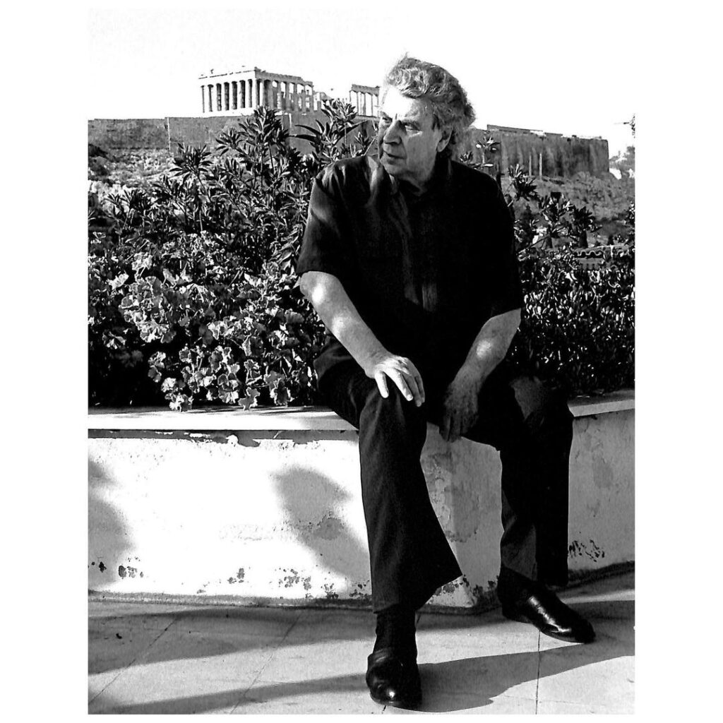 Μίκης Θεοδωράκης