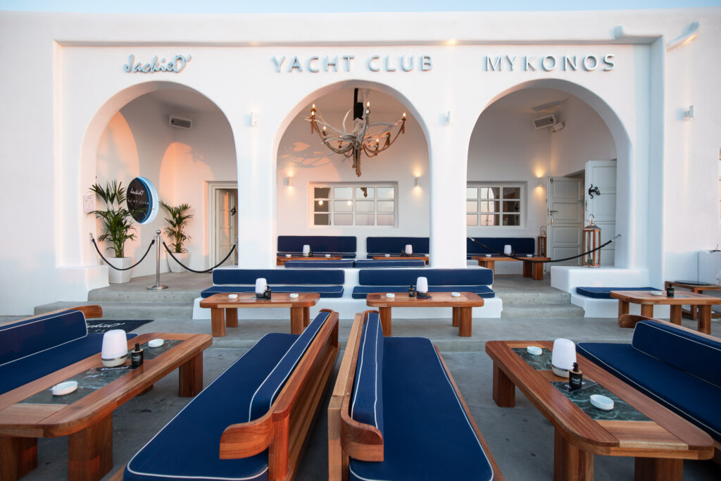 Yatch Club by JackieO'