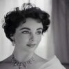 Ελίζαμπεθ Τέιλορ: Ξεχασμένο μέσα σε μια παλιά βαλίτσα βρέθηκε το εμβληματικό φόρεμα Dior που είχε φορέσει στην τελετή των Όσκαρ του 1961