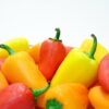 Ποιες είναι οι διαφορές ανάμεσα στις πράσινες, κόκκινες, κίτρινες και πορτοκαλί πιπεριές